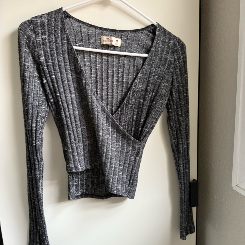 Gray Ribbed Wrap Top